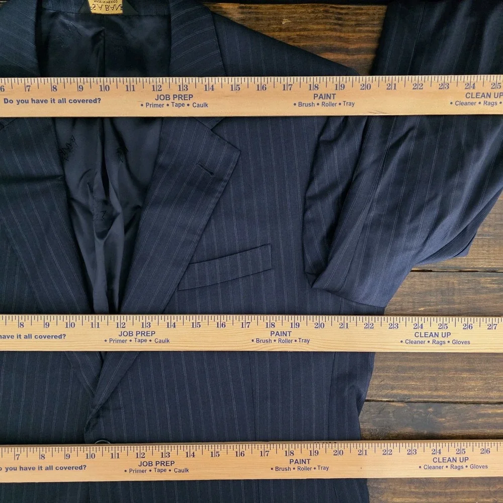 JOS A BANK Signature Men's Sport‎ Coat Blazer Two Button Navy Striped Wool 44R